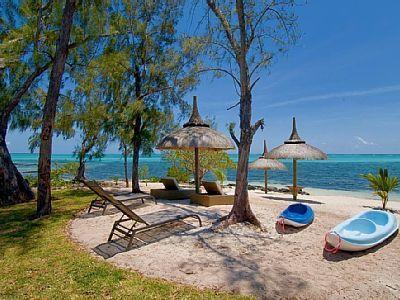 So Beach Villa In Situ Roches Noires Room photo