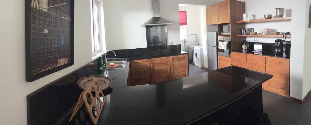 So Beach Villa In Situ Roches Noires Room photo